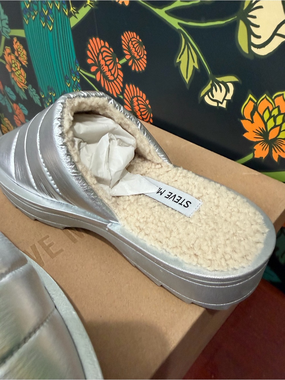 Steve Madden Chex Silver Metallic Puffer Platform Slides Size 6 - Picture 8 of 9